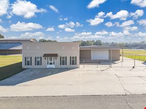 Newly Renovated Flex Space in Broussard