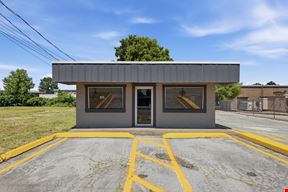 704 W Meadow Ave