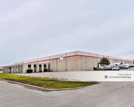 Industrial space for Rent at 11220 Petal Street in Dallas