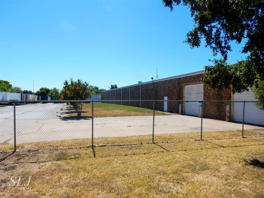 Addison Industrial Building