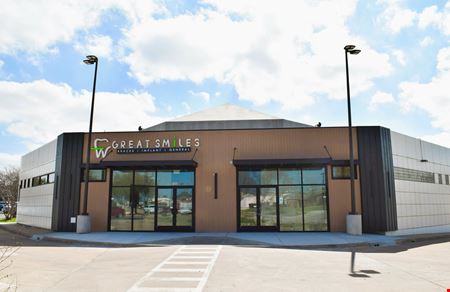 Retail space for Rent at Free Standing Building With Drive Thru Lanes in Carrollton