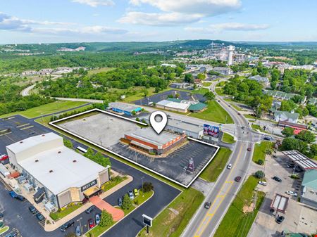 COMMERCIAL PROPERTY W/KITCHEN FOR SALE IN BRANSON, MO