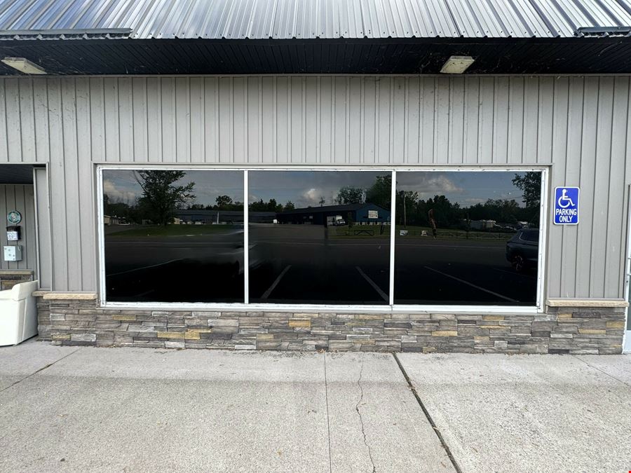 2488 Grand Island Blvd - 2,000+/- SF Retail Space - Snap Fitness Plaza