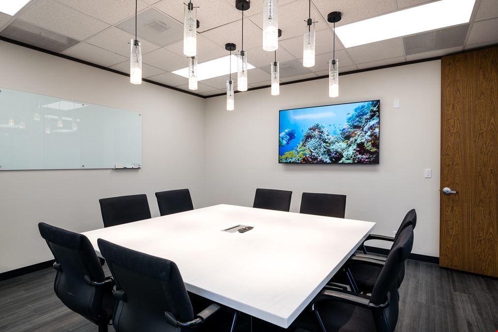 Avalon Suites - Uptown Office 4801 Woodway Drive