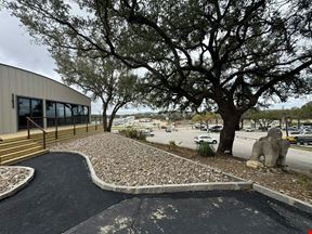 111 Plaza | Medical & Professional Office | HWY 281 Frontage | Bulverde, TX