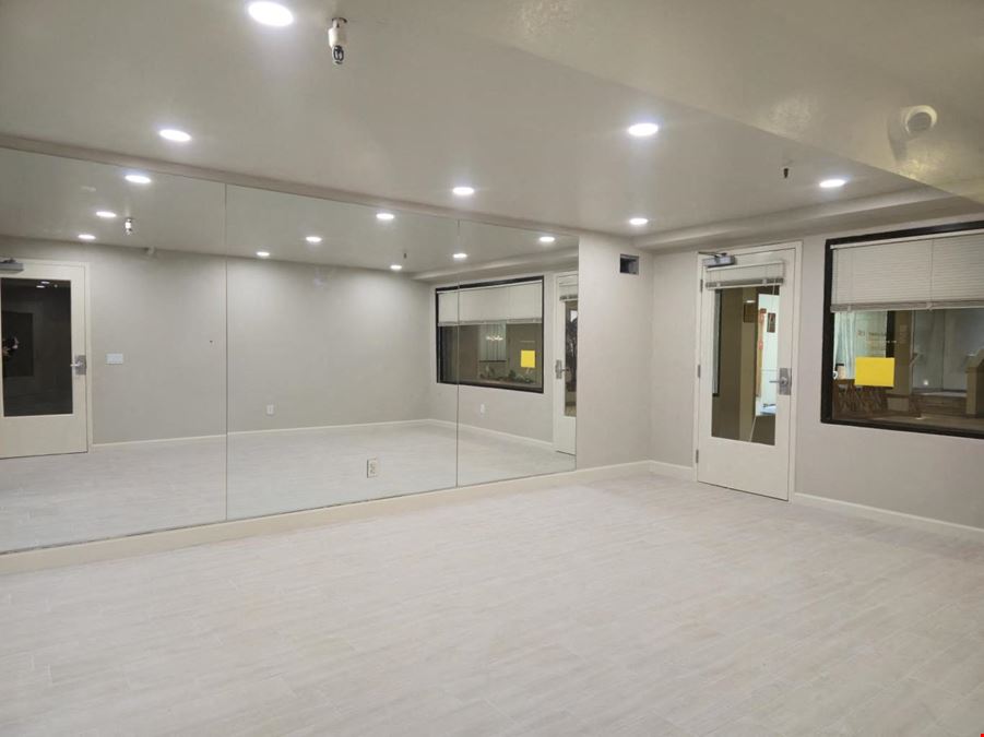 1110 Burlingame Ave