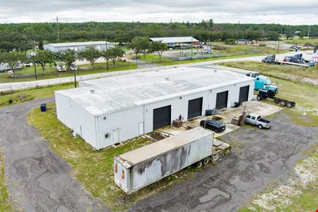 Small Bay Warehouse Near US-98 in Sebring