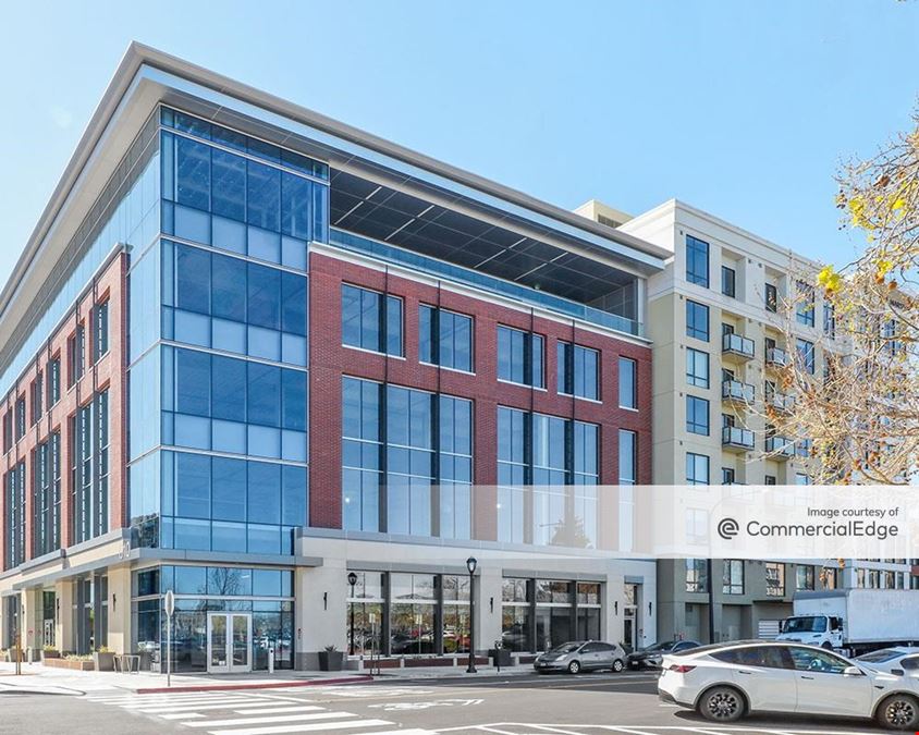 610 Walnut