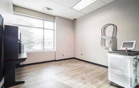 800 E. Woodfield, Suite 115 & 116