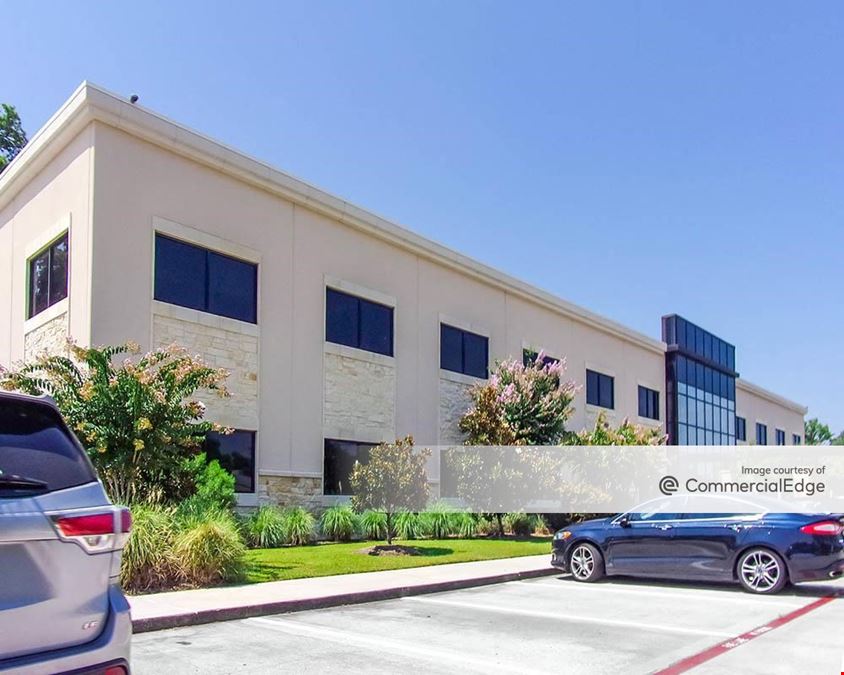 Six Pines Medical Plaza