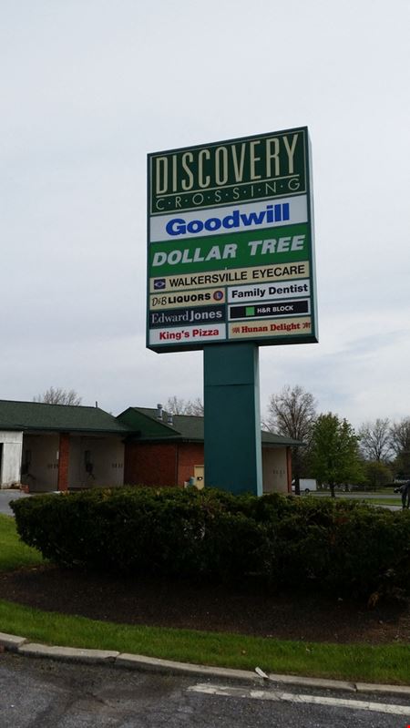 Discovery Crossing Shopping Center