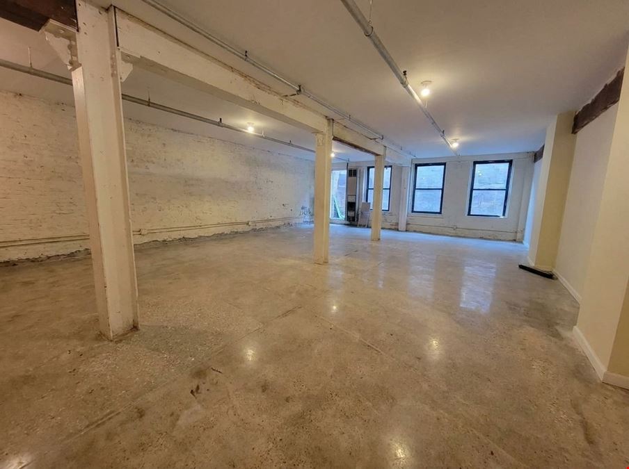435 Broadway