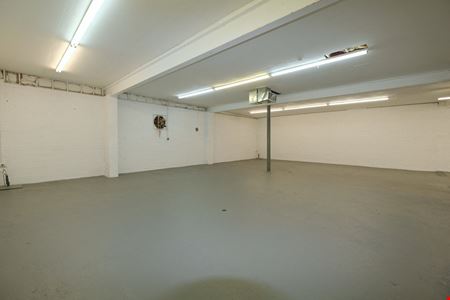 30 W Price St