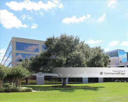 Office space for Rent at Cardinal Health Building in Houston