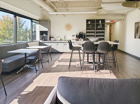 Office space for Rent at Regus - West Allis – National Avenue in Milwaukee