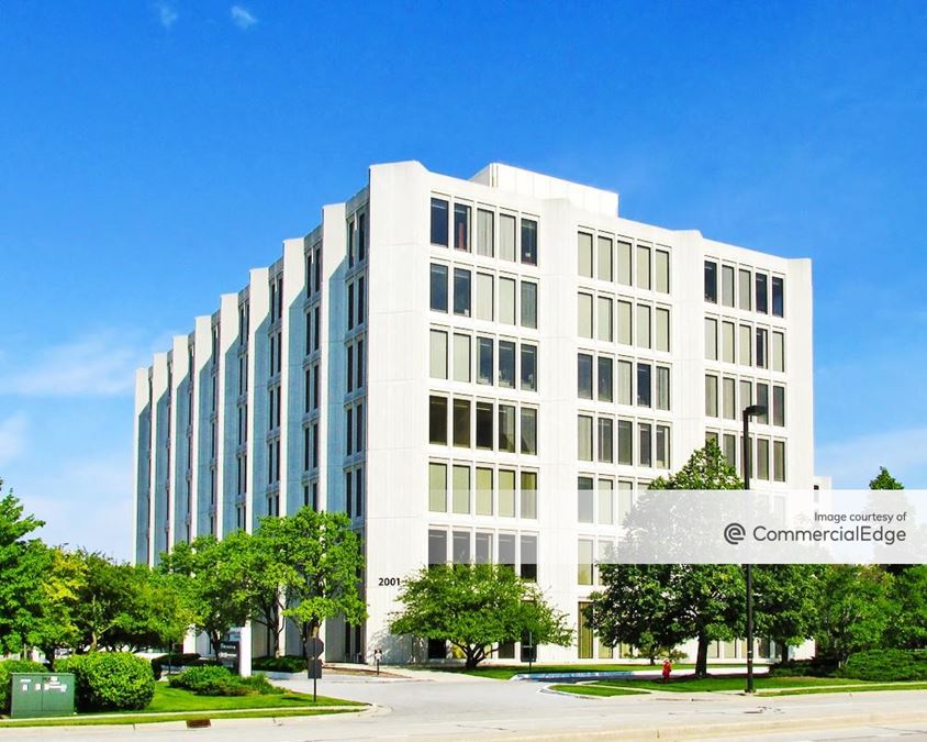 Commerce Plaza - 2001 Spring Road