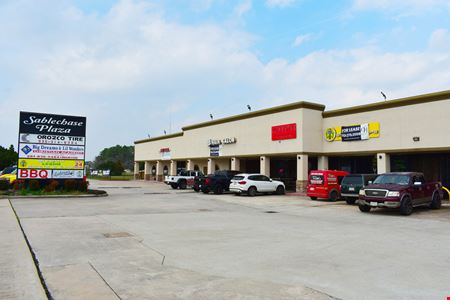 Sablechase Plaza