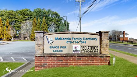 ±2,250 SF Medical Office Suite For Lease