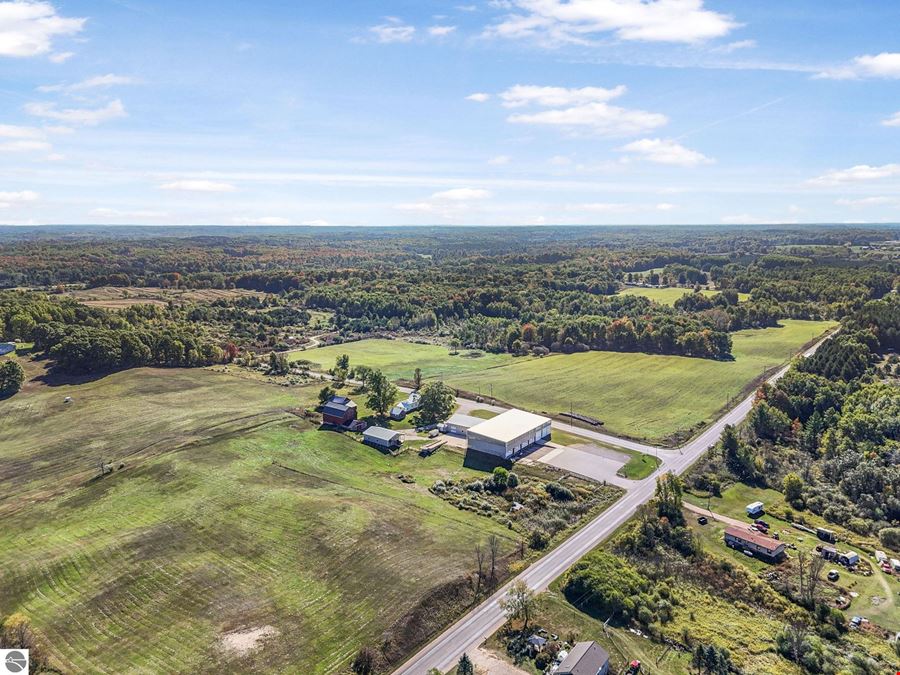 13402 3 Mile Road, Hersey, MI, 49639