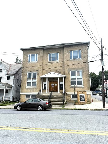 Commercial space at 301 W Main St in Pen Argyl