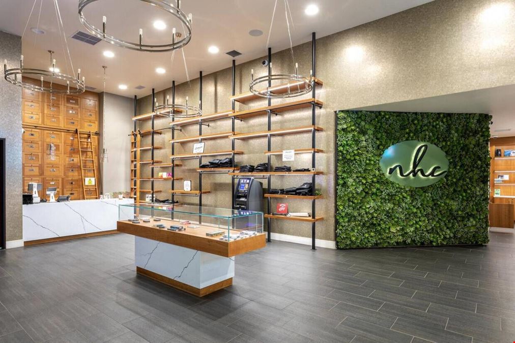 338 W D Street 