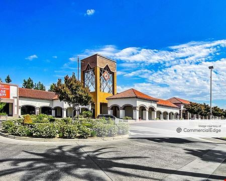Retail space for Rent at Sierra Pavilion in Clovis