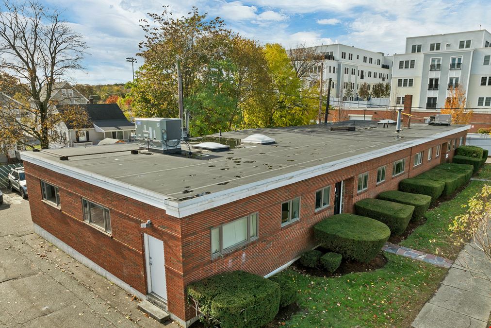 36 W Water St