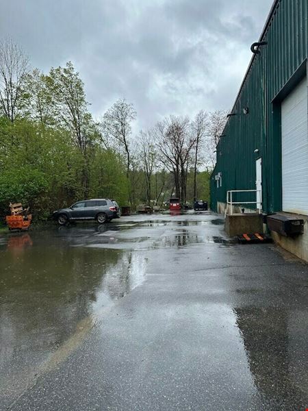 Commercial space at 10 Bartlett St in Allenstown