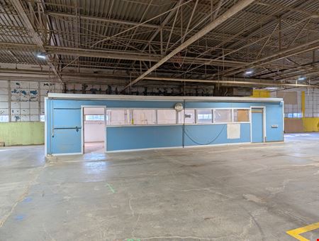 MANUFACTURING/WAREHOUSE FACILITY