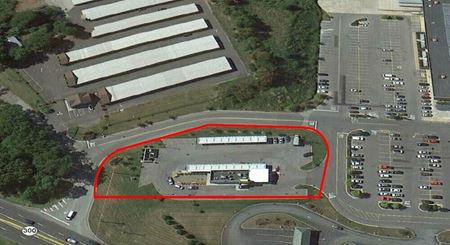 Retail space for Rent at 14 Liner Rd in Newburgh