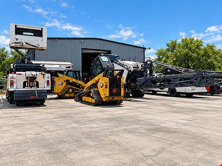 5,000 SF Warehouse Facility on Up to 5 AC!