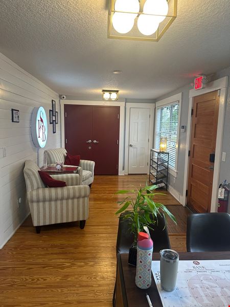 1,424 SF Office/Retail Building Downtown Clermont