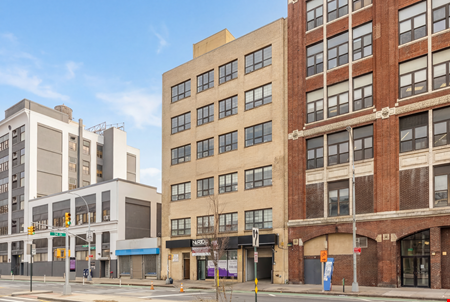 Retail space for Sale at 33-24 Northern Boulevard in Long Island City