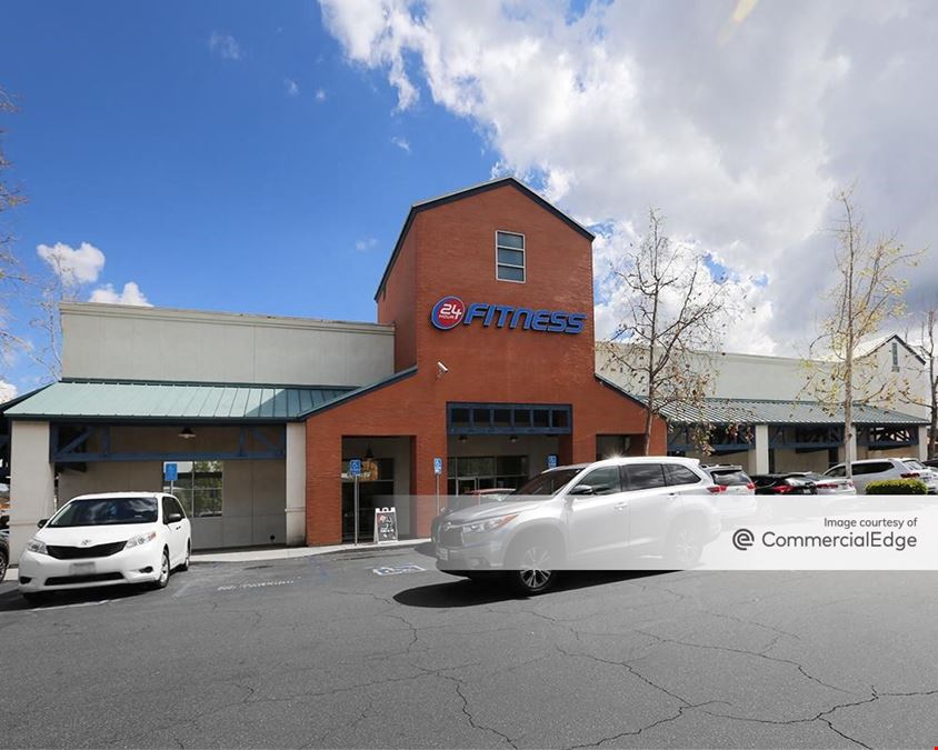 Centre Court Shopping Center