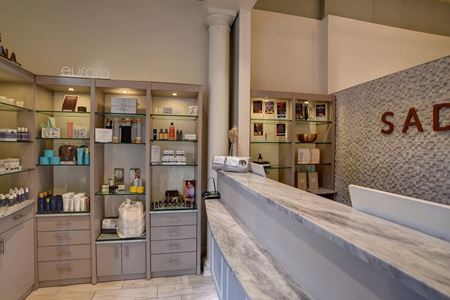 Retail space for Sale at 15 West Street in Annapolis
