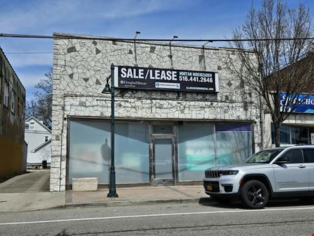 Retail space for Rent at 176 Jericho Tpke in Mineola