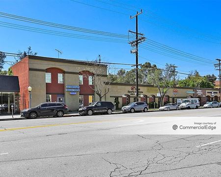 Office space for Rent at 22554 Ventura Blvd in Woodland Hills
