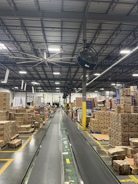 Freestanding 60,000 SF Warehouse Oxmoor Industrial Park