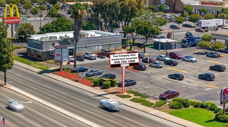 ±36,319 to ±67,259 SF Blackstone Ave Retail Building