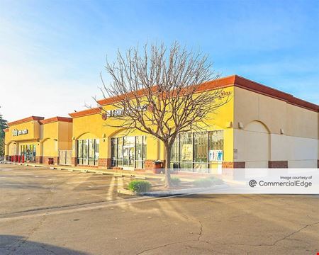 Retail space for Rent at 9915 & 9931 Magnolia Avenue in Riverside