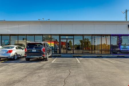 Royal Oaks Plaza