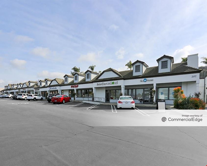El Camino Commons
