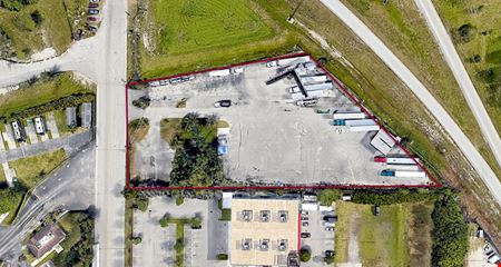 1-2 Acres of Fully Paved Storage and Parking Fronting I-595 & SR-441