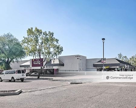 Retail space for Rent at East Valley Plaza in Chandler