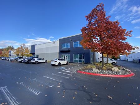 Commercial space at Oakesdale Commerce Center - W5 in Renton