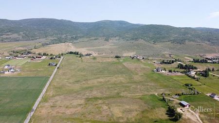 Commercial space at Foothill Estate Property in Oakley