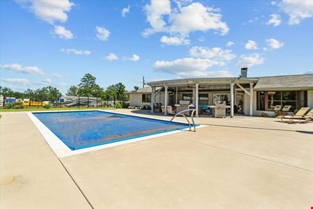 15844 Hwy 31 West