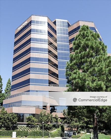 The Plaza - Smith Barney Tower