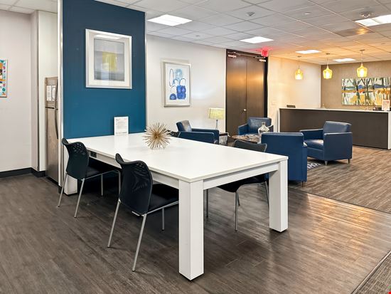 Regus - Bellaire - Houston Blvd