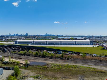 ±354,400 SF Logistics Center for Lease